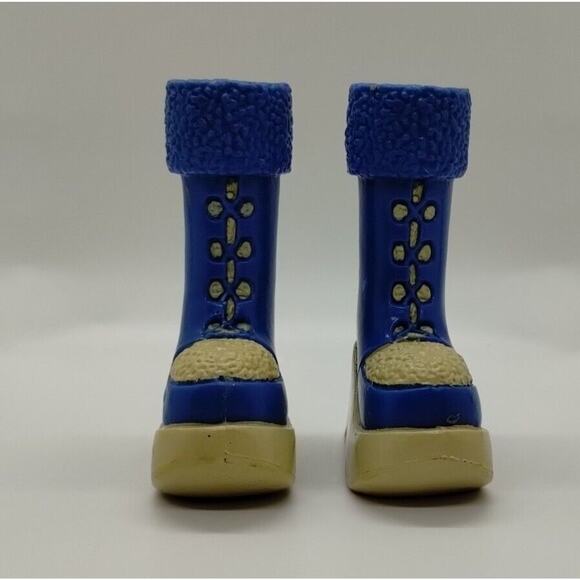 Wintertime Wonderland Yasmin MGA Bratz Doll Shoes Blue & White Boots - Picture 4 of 4